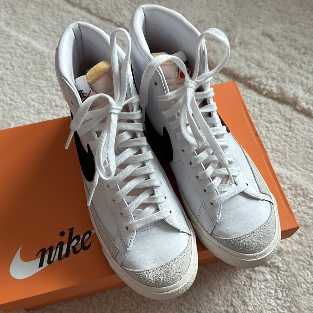 Women’s Nike Blazer Mid ‘77 - Picture 5 of 13